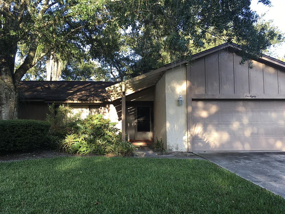 1st image of 180 Holderness Dr