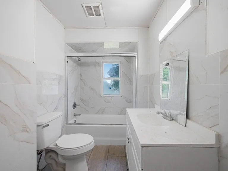 55 Wayne Ave — Photo 15