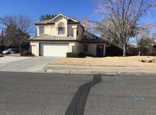 2001 Lakewood Ave NW, Albuquerque, NM 87120