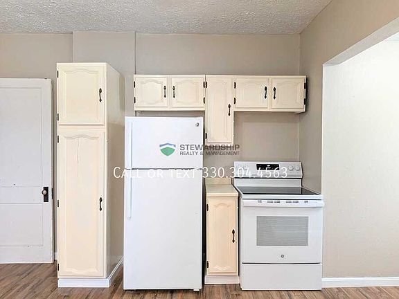 2nd image of 1416 16th St NW