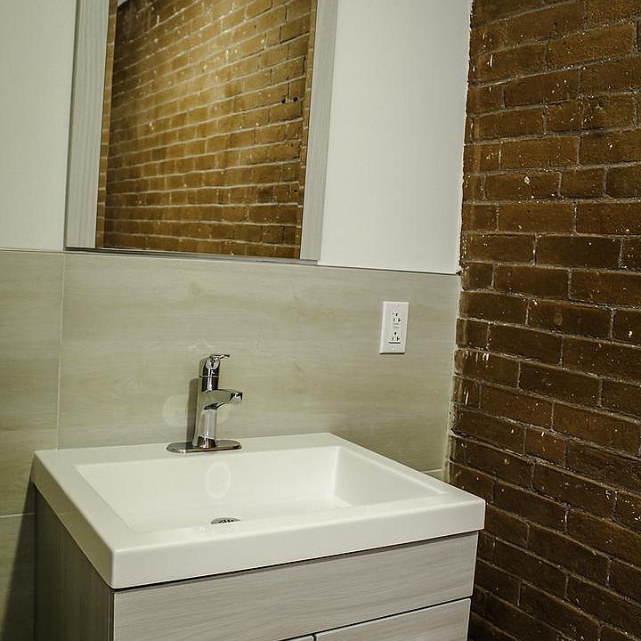 1st image of 1823 E Glenwood Ave #2