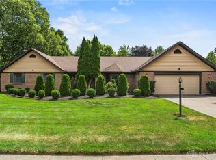226 Southwood Trl, Dayton, OH 45440