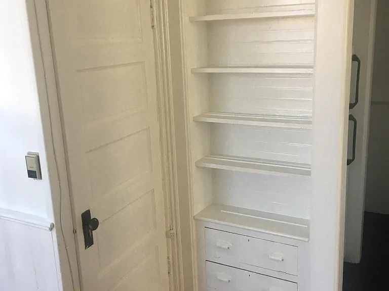46 Pawling Ave — Photo 8
