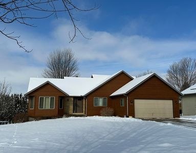 704 Brynnwood Ln, Lena, IL, 61048