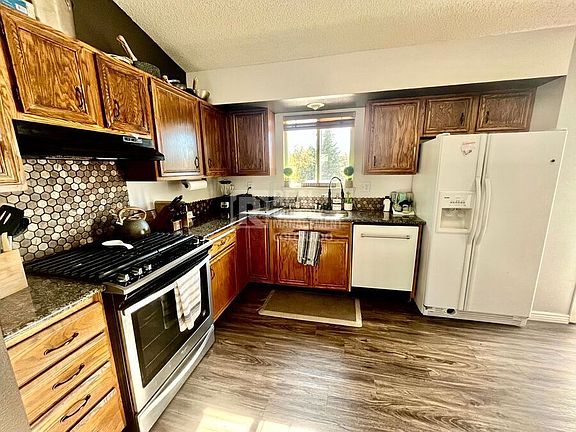 5th image of 5435 Country Heights Dr