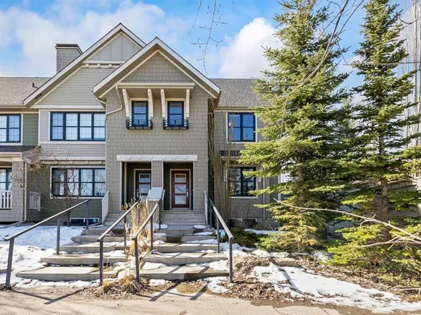 150 N Mahogany Blvd SE, Calgary, AB T3M 2C7