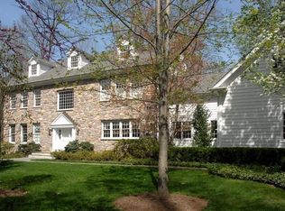 5 Oakridge Ct, Princeton, NJ 08540