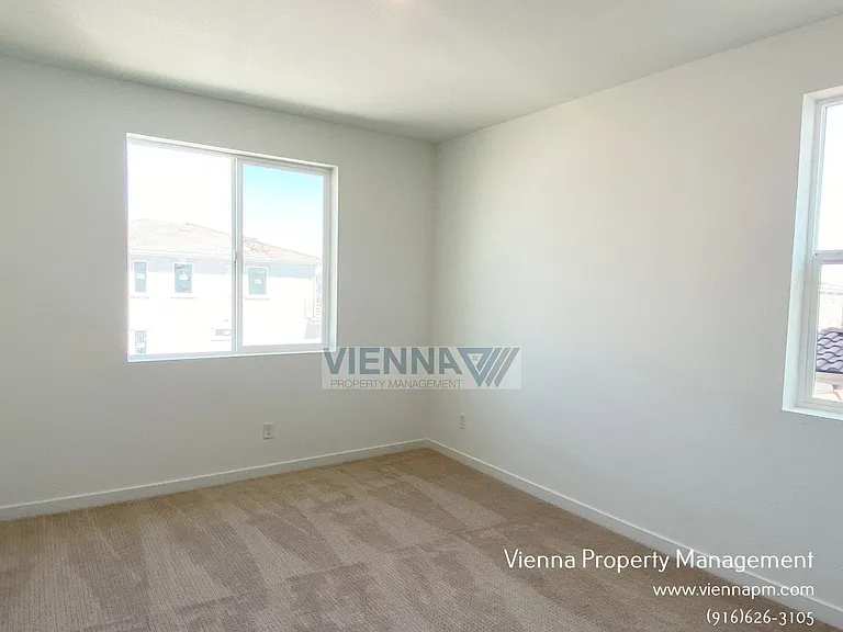 7361 Moon Dream Way — Photo 28