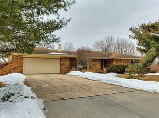 980 63rd St, West Des Moines, IA 50266