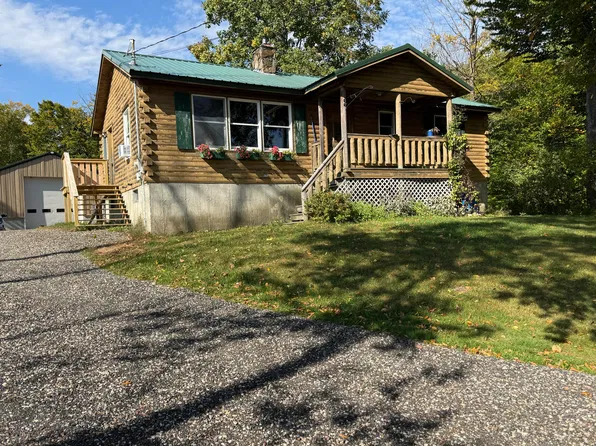1885 North Road, Cornish, ME 04020