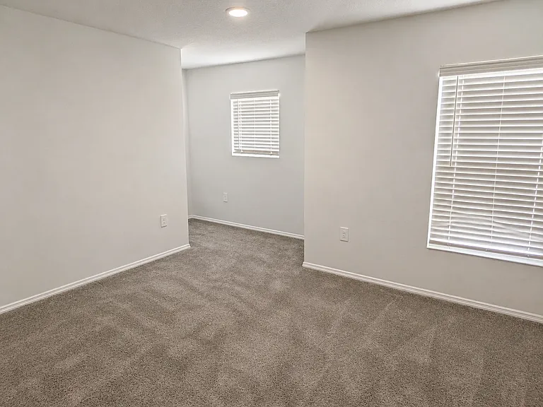 13114 Cedar Elm Ln — Photo 16