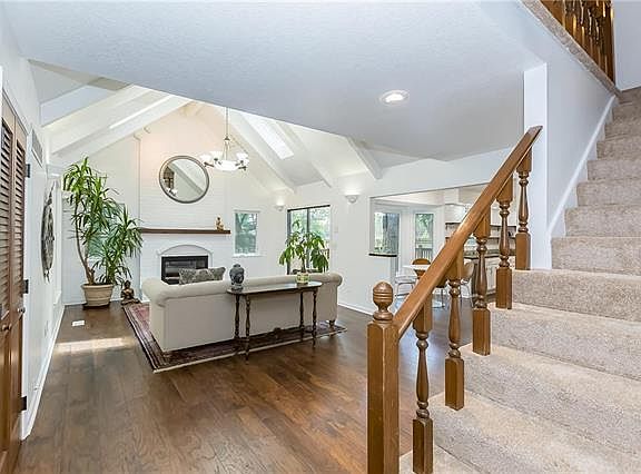 3rd image of 4305 Nw