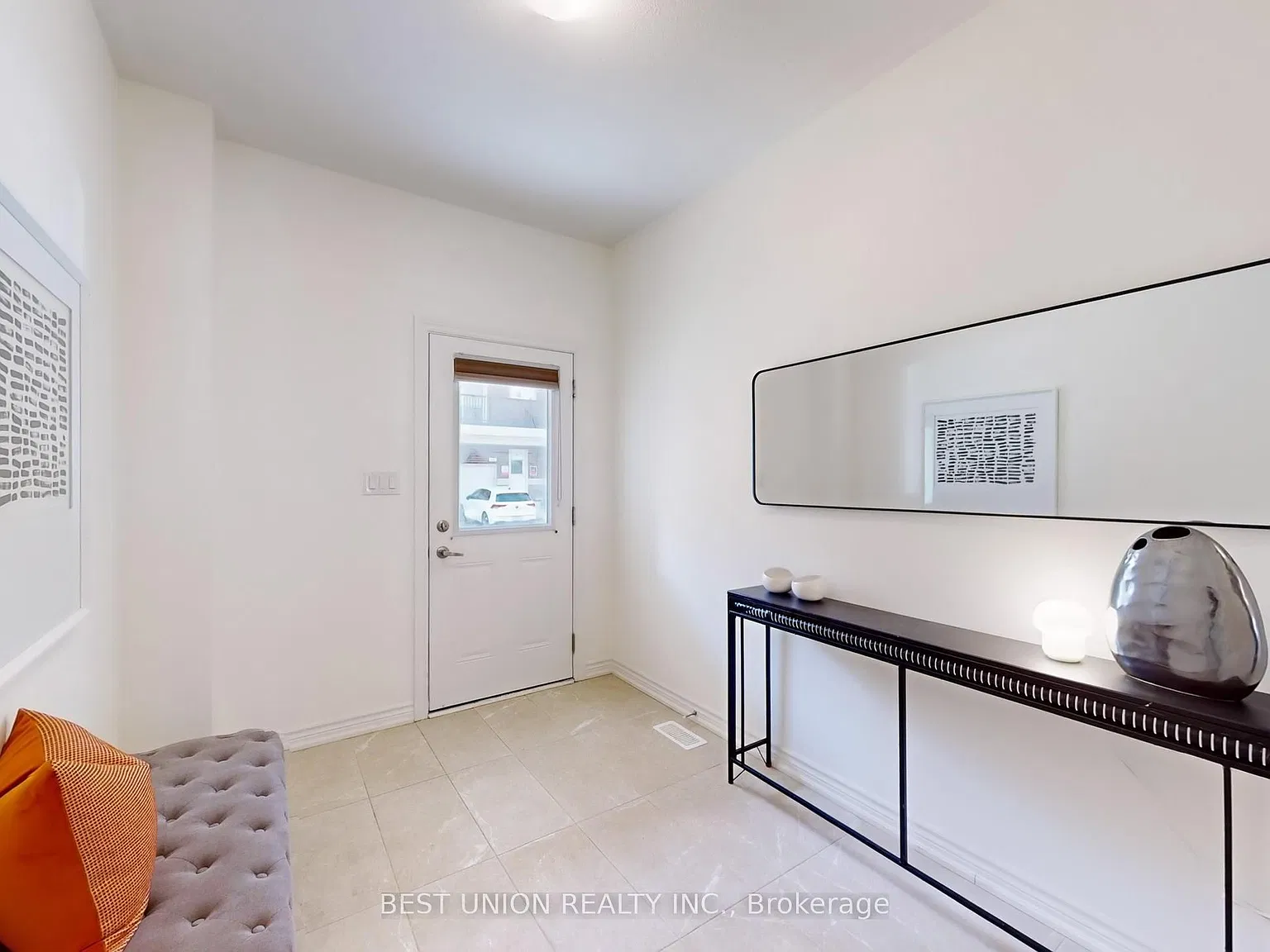 3 bed, $3,200 — Photo 3
