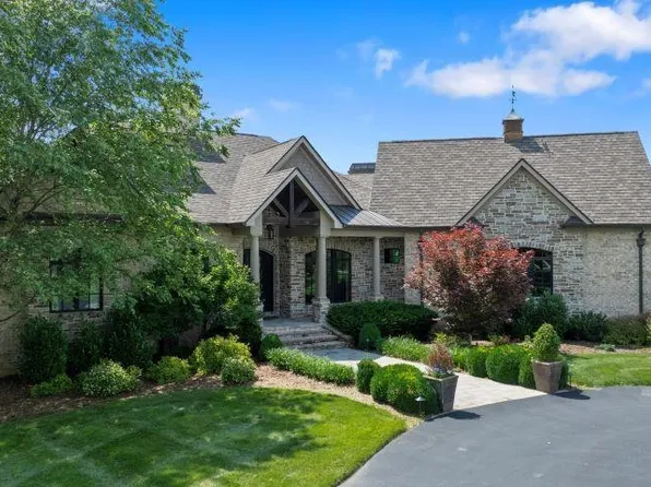 345 Fordes Crossing Dr, Bowling Green, KY 42103