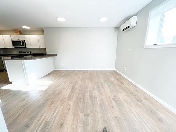 3rd image of 1225 S National Ave #1227