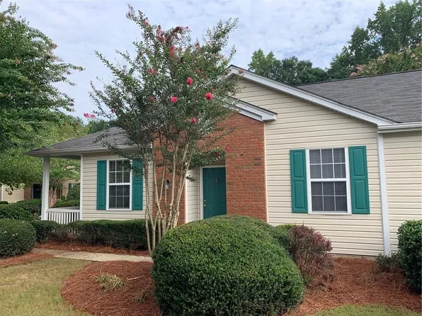 320 Harmony Ct, Milton, GA 30004