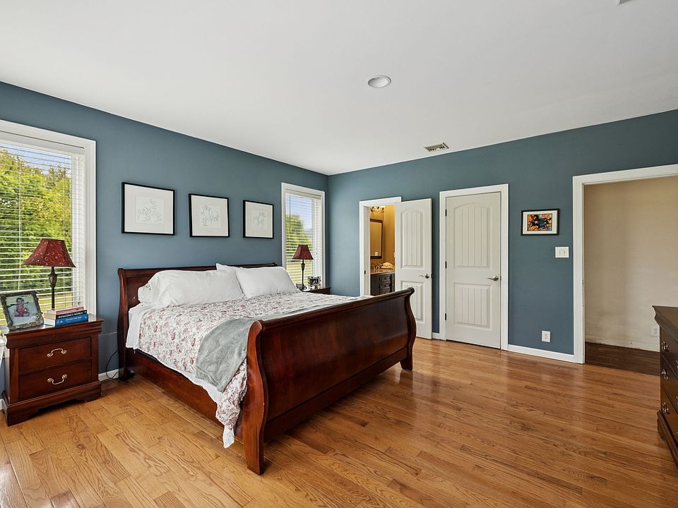 28th image of this home