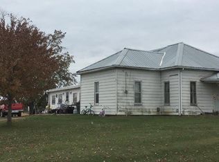 816 1st St, Murray, IA 50174