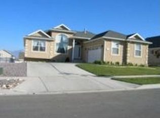 8543 Poison Oak Dr, West Jordan, UT 84088