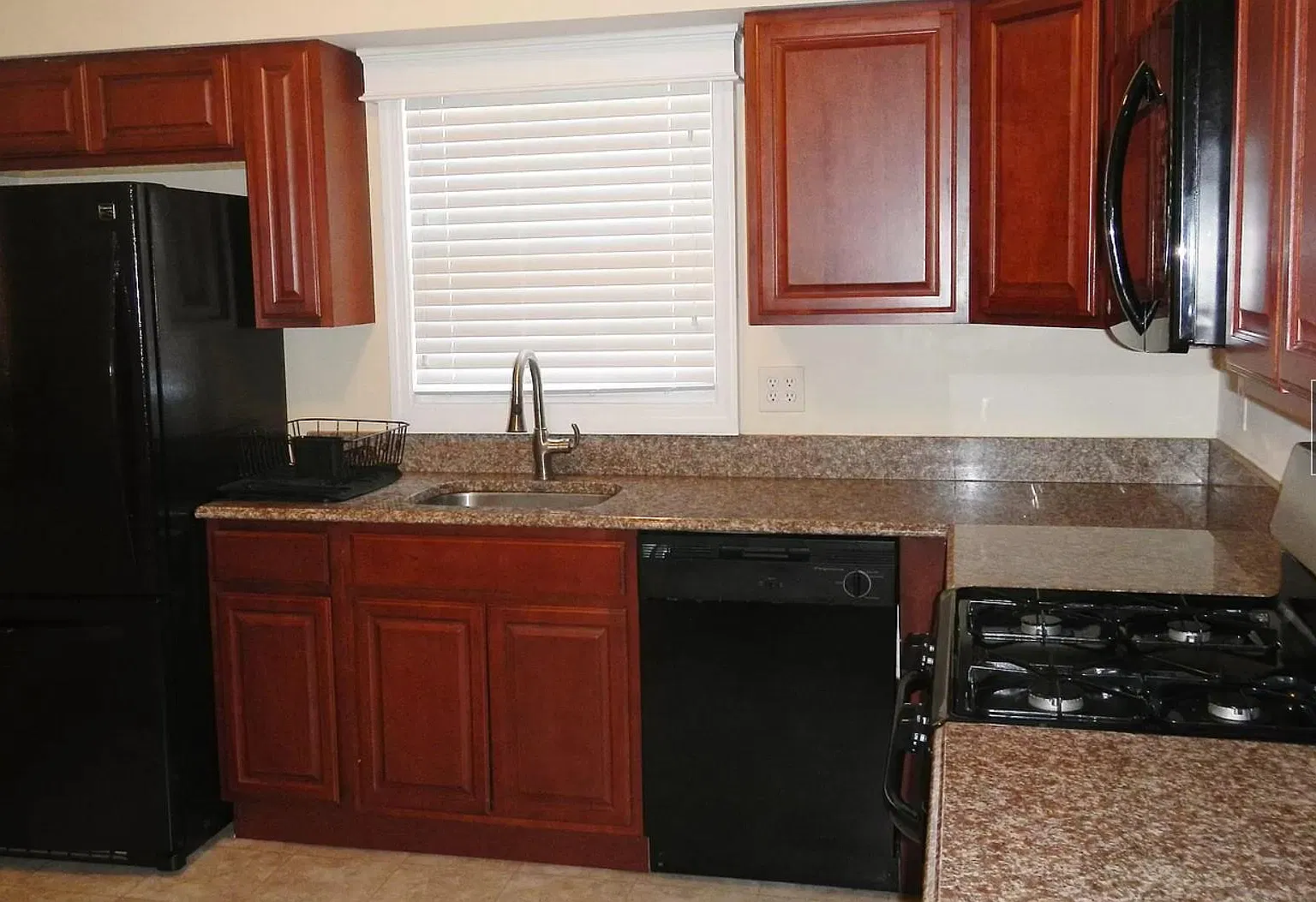 Wildwood Ave, Ocean Gate — Photo 2