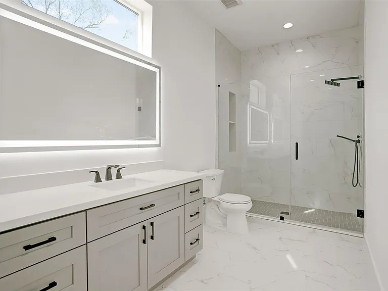 6816 Hartland Ave — Photo 31