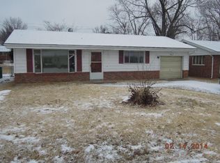 917 Lebon Dr, Saint Louis, MO 63137