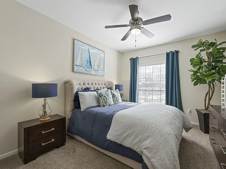 The Reston Apartments — Photo 9