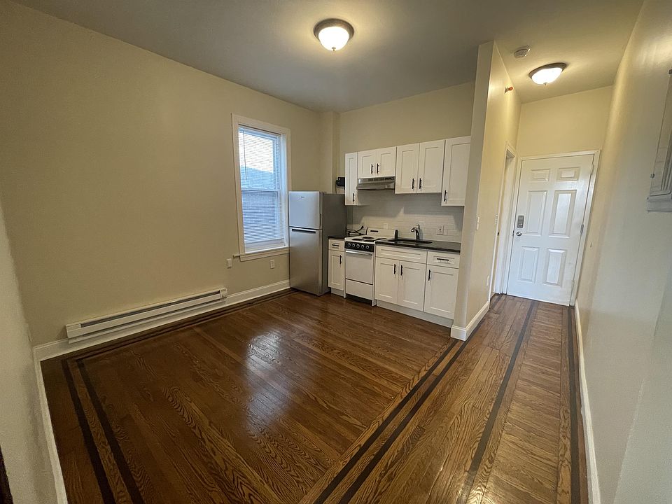 1st image of 1227 W Allegheny Ave #3F