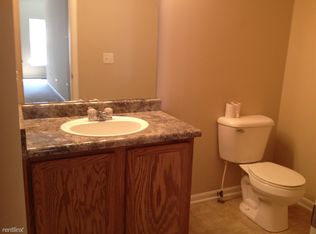 10846 Pardee Rd, Taylor, MI 48180