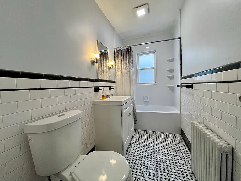 93 Pleasant St #2 — Photo 14