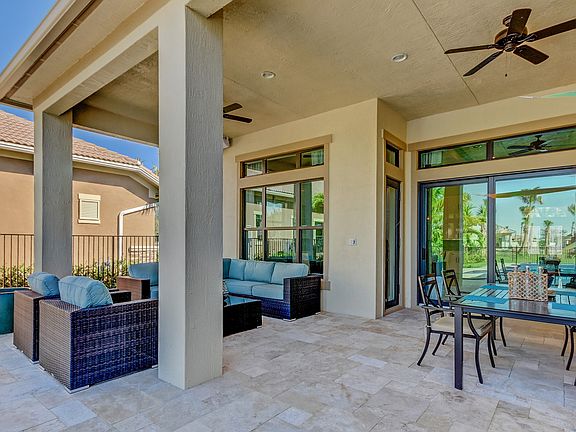 Covered lanai for entertaining