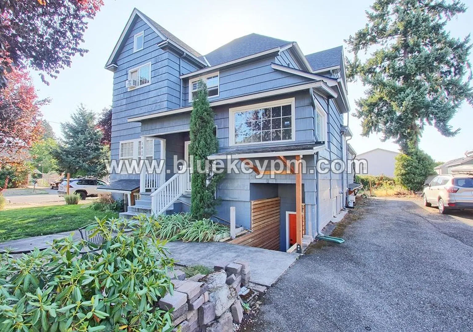 2 Bedrooms, 1 Bathroom Lower Level Apartment in Vancouver — Photo 1
