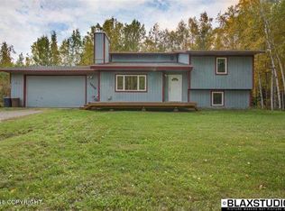 1419 Still Valley Rd E, North Pole, AK 99705