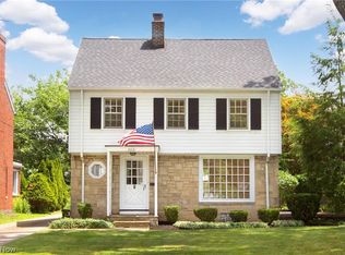 2631 Hampton Rd, Rocky River, OH 44116