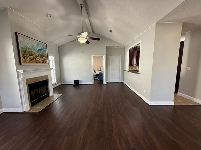 5026 Greyfield Pl N — Photo 2