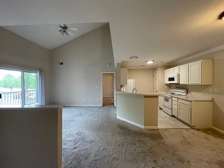 301 N Knollwood Dr #7302 — Photo 3
