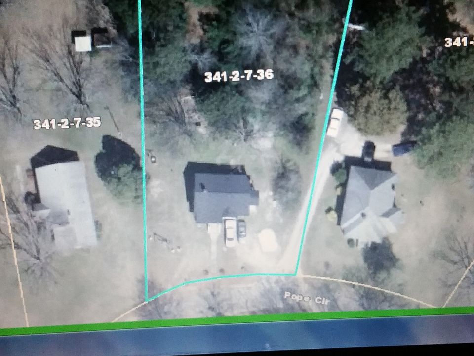 2nd image of 607 Pope Cir