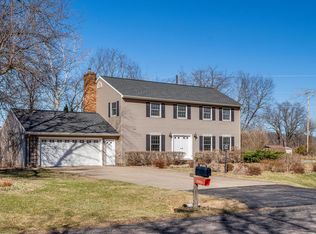 2832 Eastbrook Dr, La Crosse, WI 54601