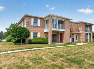 2649 Rolling Green Dr, Macungie, PA 18062