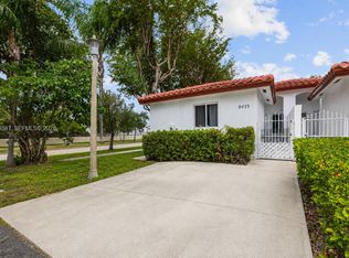 8423 SW 209th St, Cutler Bay, FL 33189