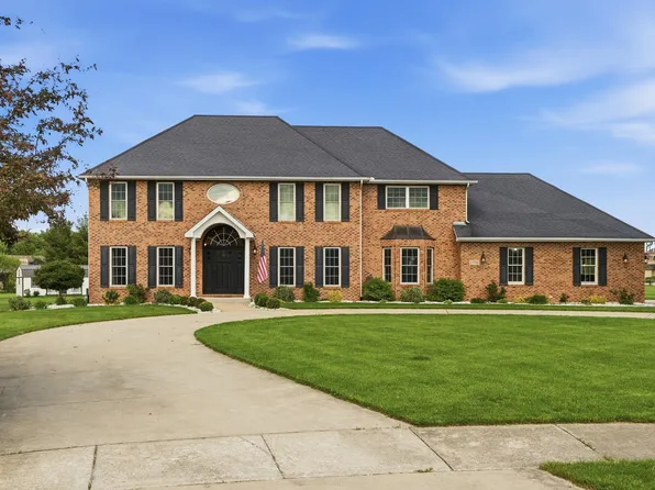 13741 Jennings Ln, Crown Point, IN 46307