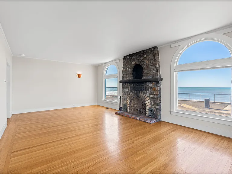 2 Carmel Ave #3 — Photo 2