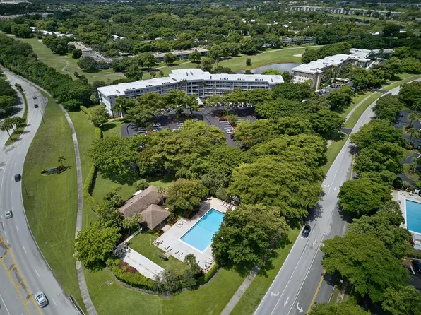 4020 W Palm Aire Drive #106, Pompano Beach, FL 33069