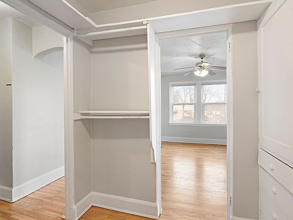 5th image of 723 Woodlawn Ave #723209
