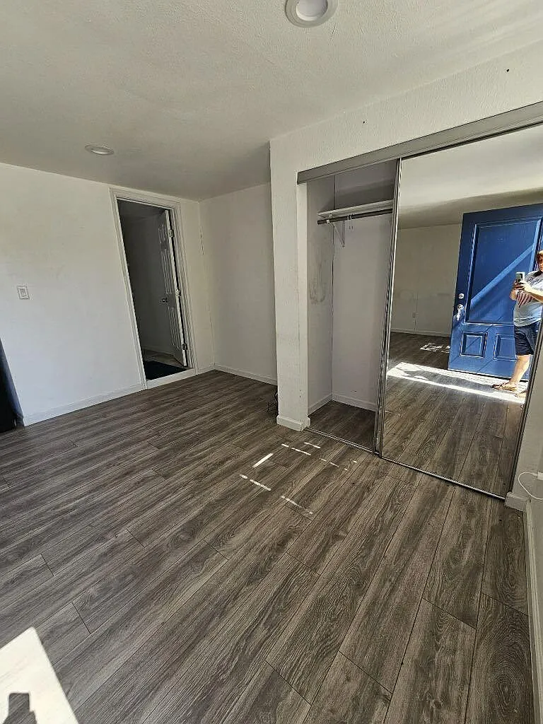 Studio, 400 sqft, $800 — Photo 3