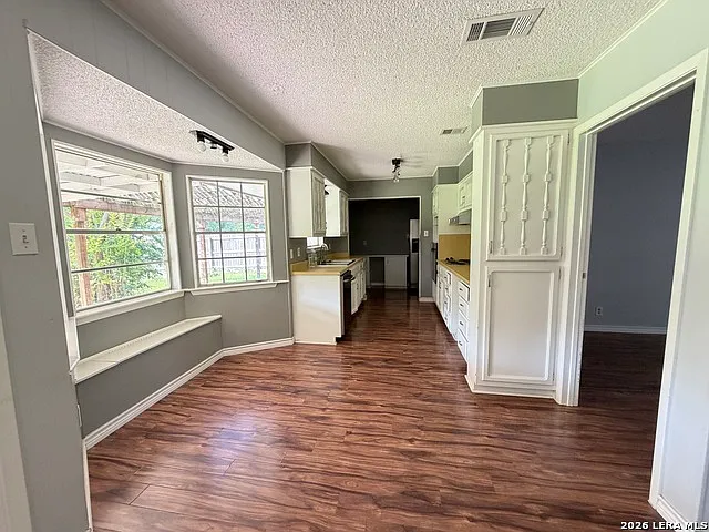 3710 Pinebluff Dr — Photo 10