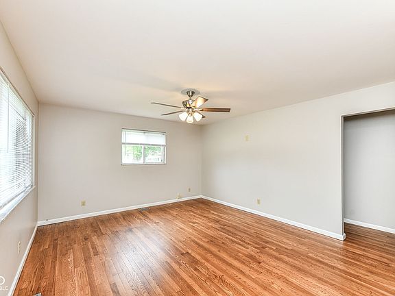 3rd image of 1731 S Drexel Ave