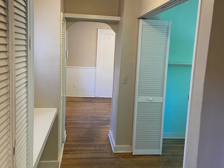 2122 SE 43rd Ave — Photo 3