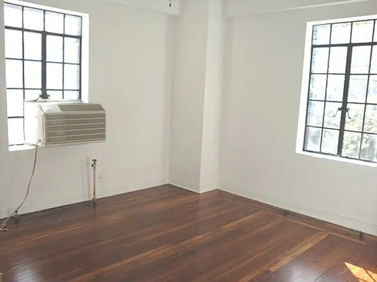 Rented by City Connections Realty | media 6