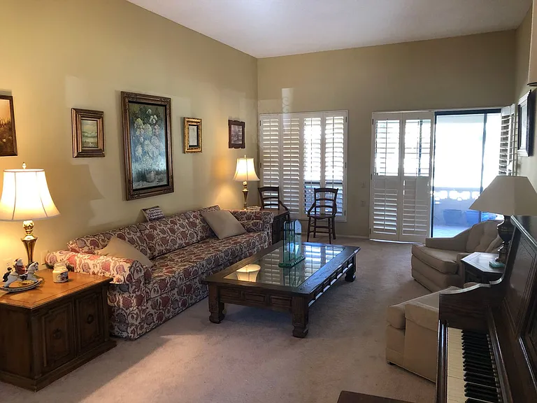 15 Leisure World — Photo 14